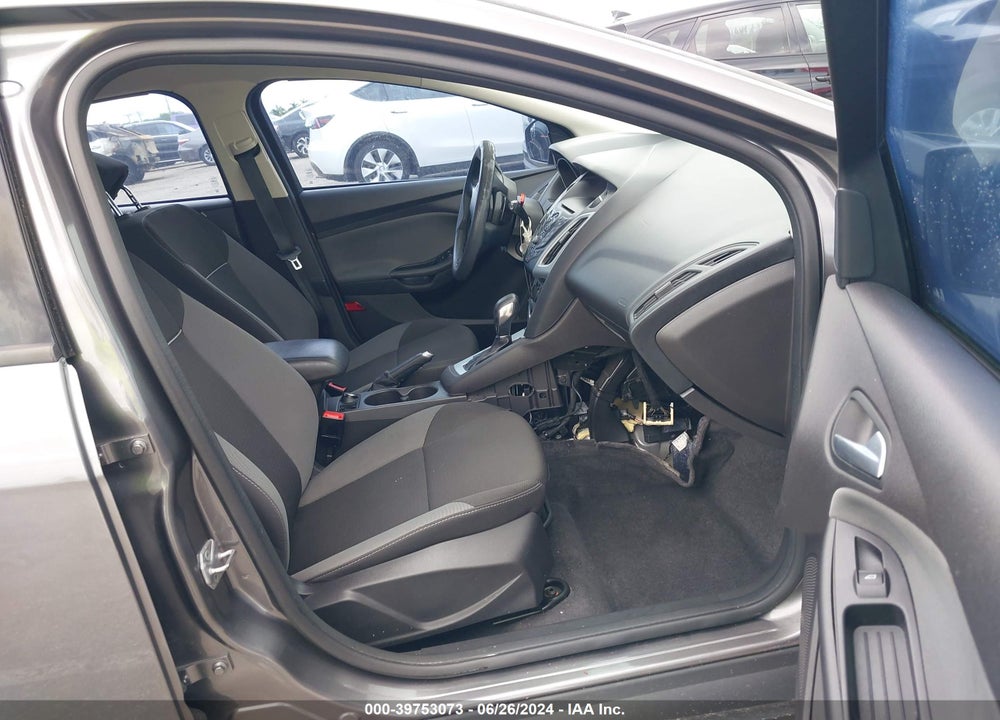 2014 FORD FOCUS SE VIN: 1FADP3K25EL203684
