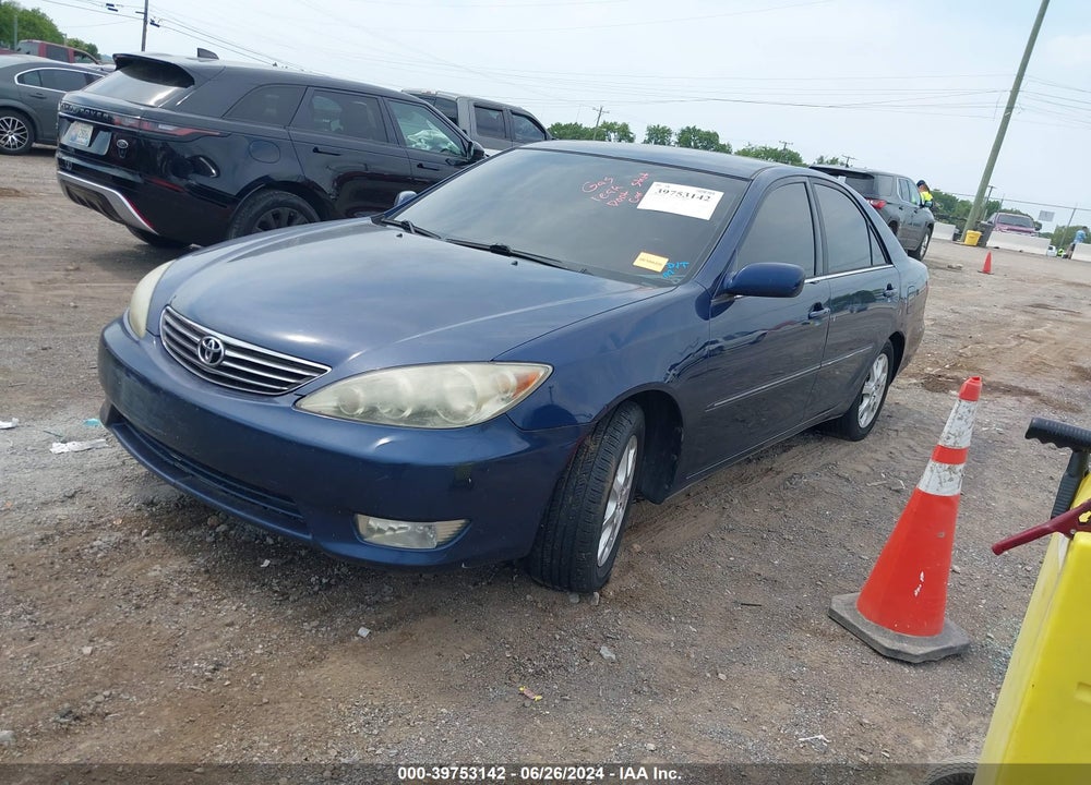 2005 TOYOTA CAMRY XLE VIN: 4T1BE30K45U076135