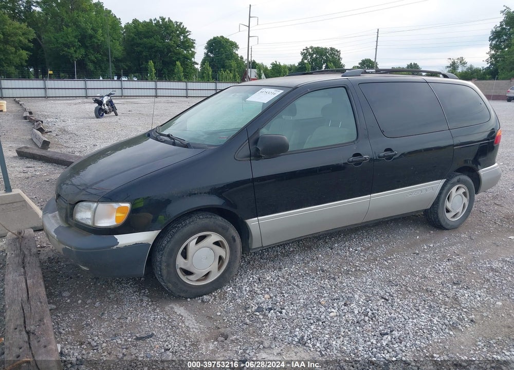2000 TOYOTA SIENNA XLE VIN: 4T3ZF13C9YU250734