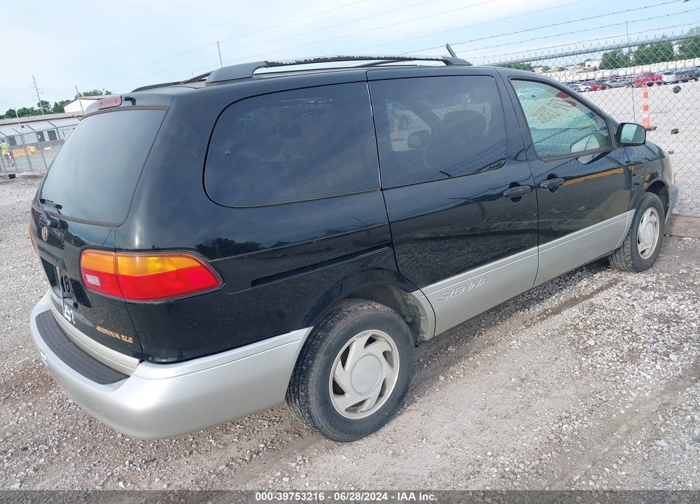 2000 TOYOTA SIENNA XLE VIN: 4T3ZF13C9YU250734