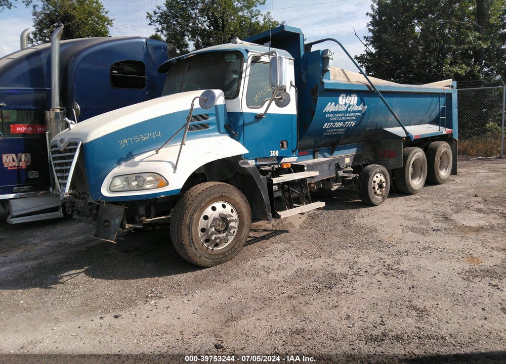 2005 MACK CX613 CX600 VIN: 1M2AE06C05N022335