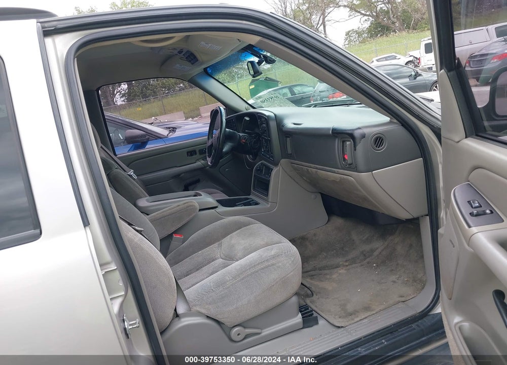 2004 CHEVROLET TAHOE LS VIN: 1GNEK13Z14R237539