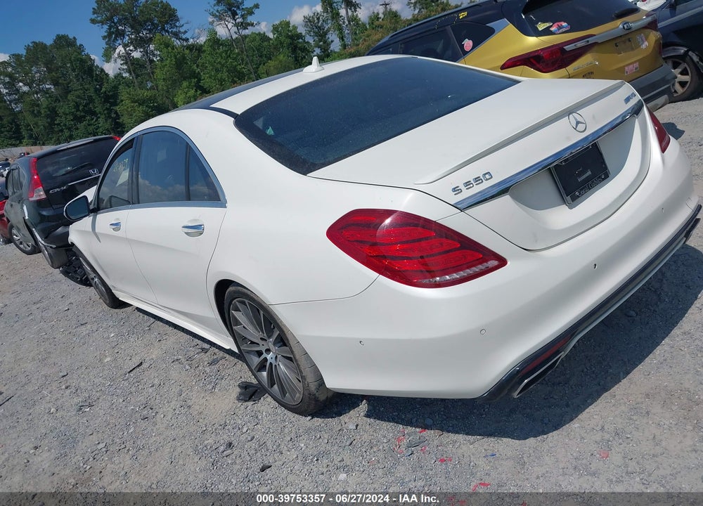 2015 MERCEDES-BENZ S 550 VIN: WDDUG8CB4FA194467