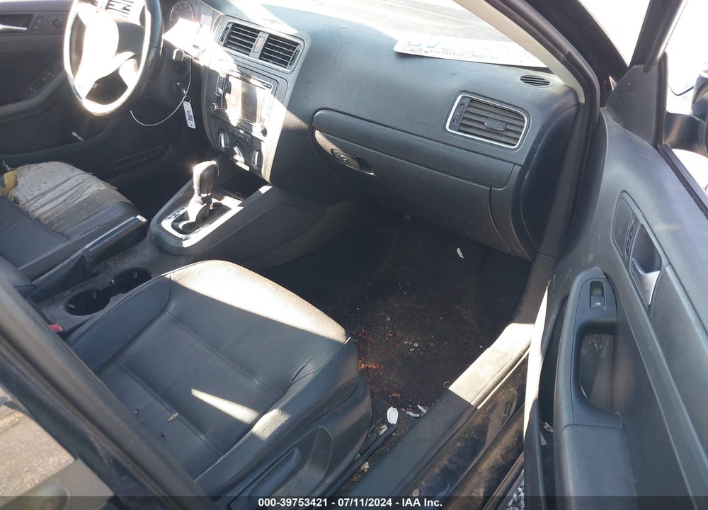 2012 VOLKSWAGEN JETTA 2.5L SE VIN: 3VWDX7AJ3CM410805