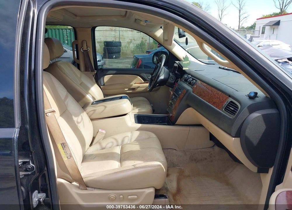 2007 CHEVROLET TAHOE LT VIN: 1GNFK13067R159172