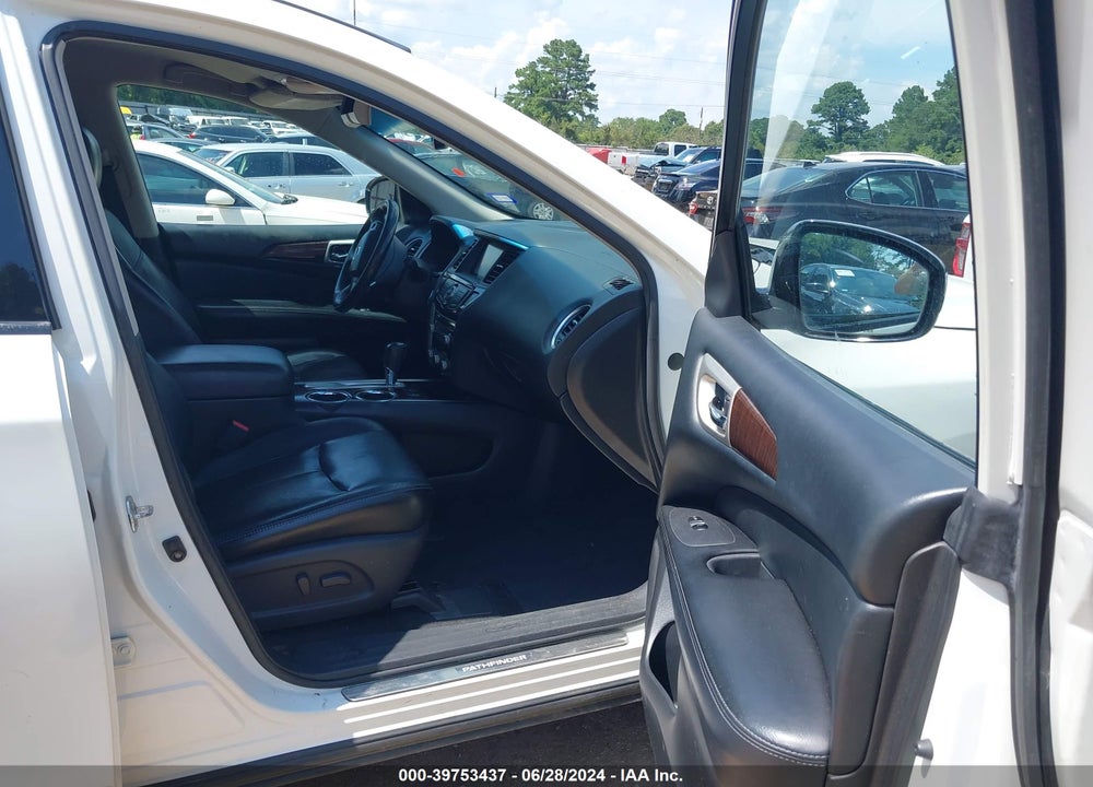 2013 NISSAN PATHFINDER SL VIN: 5N1AR2MN9DC606702