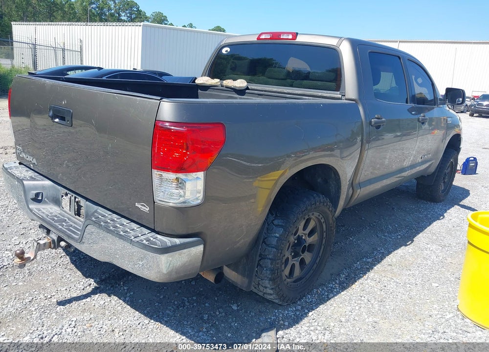 2011 TOYOTA TUNDRA GRADE 5.7L V8 VIN: 5TFEY5F11BX113056