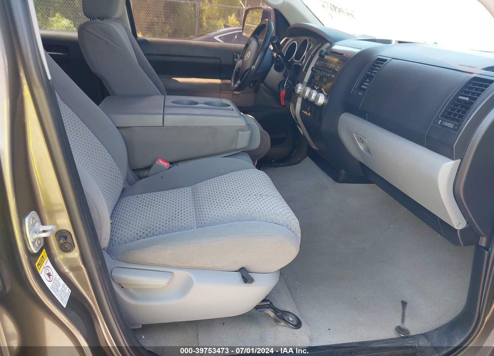 2011 TOYOTA TUNDRA GRADE 5.7L V8 VIN: 5TFEY5F11BX113056