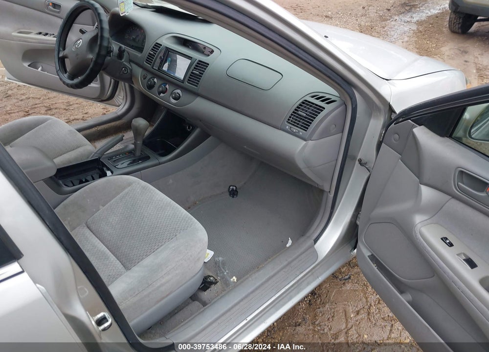 2004 TOYOTA CAMRY STD/ VIN: 4T1BE32K34U915462