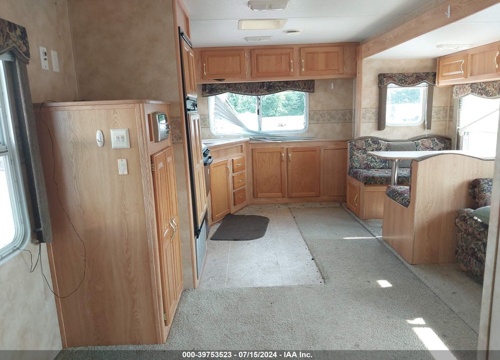 2003 KEYSTONE HORNET 27R VIN: 4YDT27R2637309663