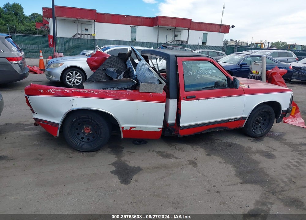 1991 CHEVROLET S TRUCK S10 VIN: 1GCCS14R6M2302117