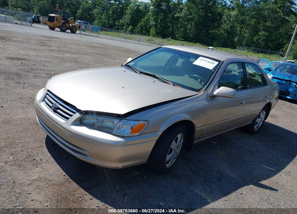 2000 TOYOTA CAMRY LE VIN: JT2BG22K9Y0448501