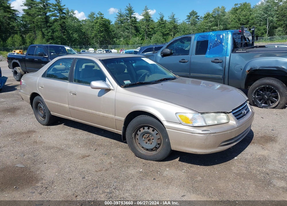 2000 TOYOTA CAMRY LE VIN: JT2BG22K9Y0448501