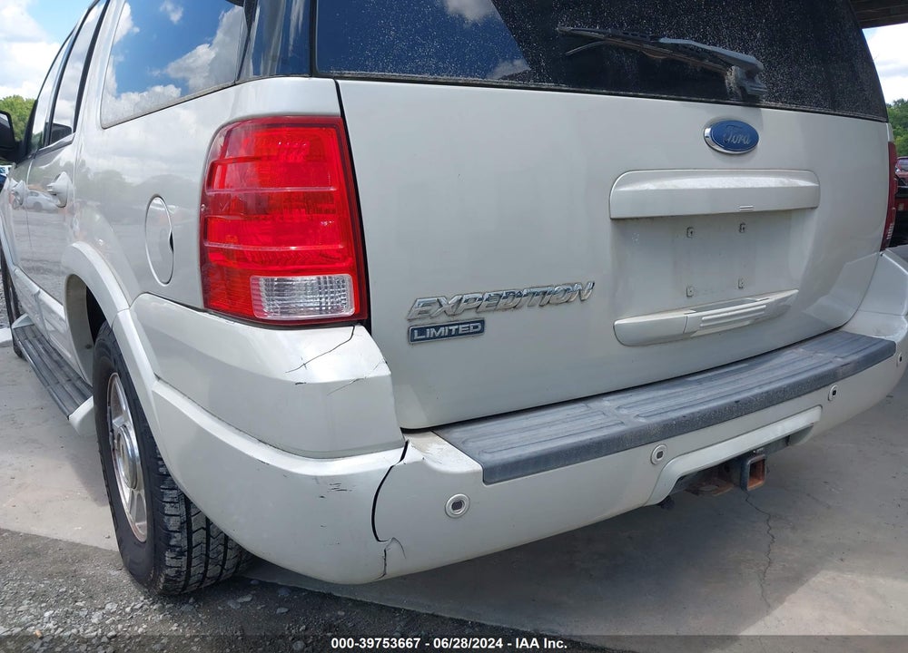 2005 FORD EXPEDITION LIMITED VIN: 1FMFU19535LA40741