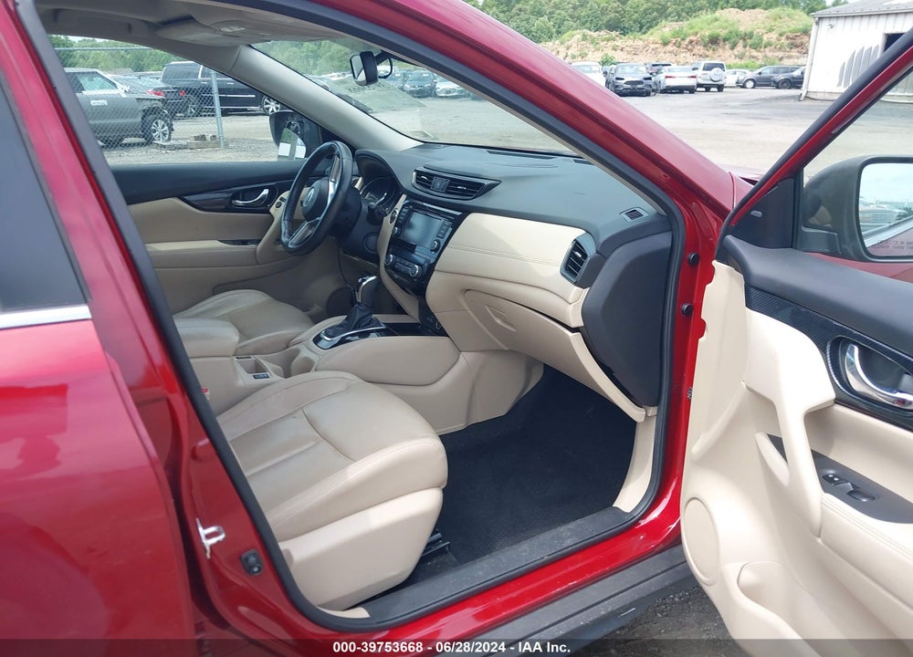 2018 NISSAN ROGUE SL VIN: 5N1AT2MV3JC715623