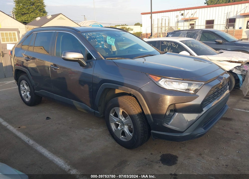 2020 TOYOTA RAV4 XLE VIN: 2T3W1RFV4LW091840