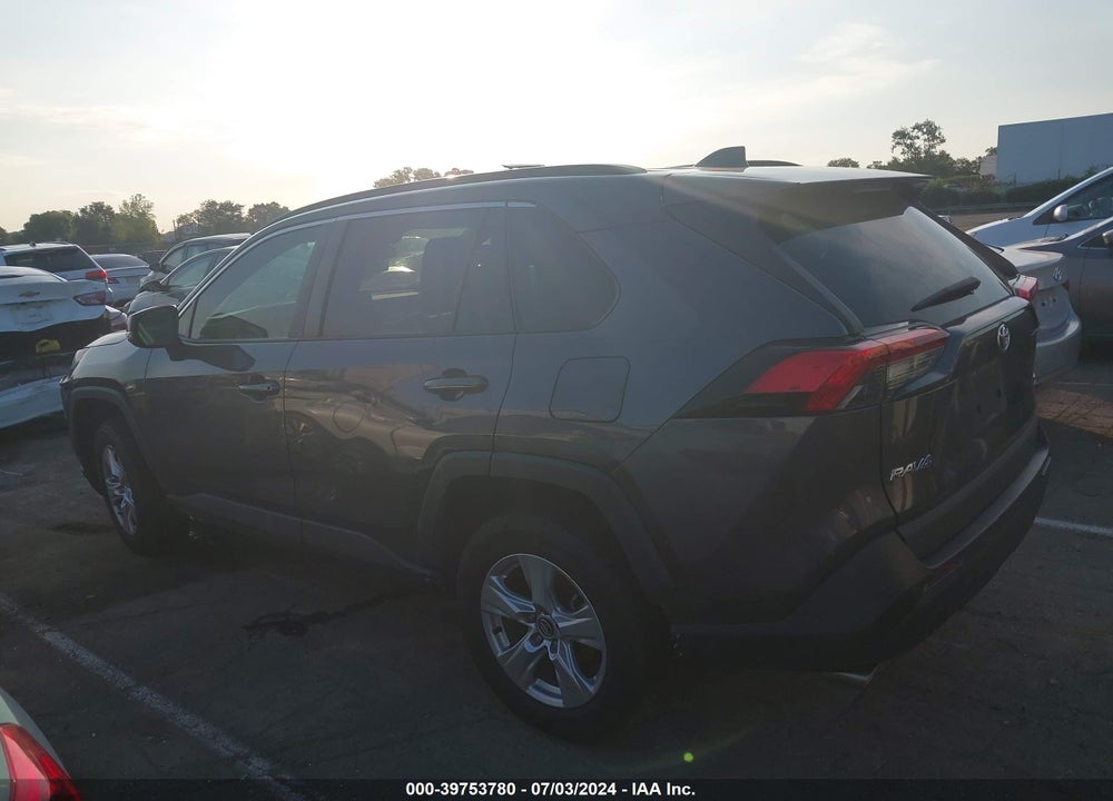 2020 TOYOTA RAV4 XLE VIN: 2T3W1RFV4LW091840