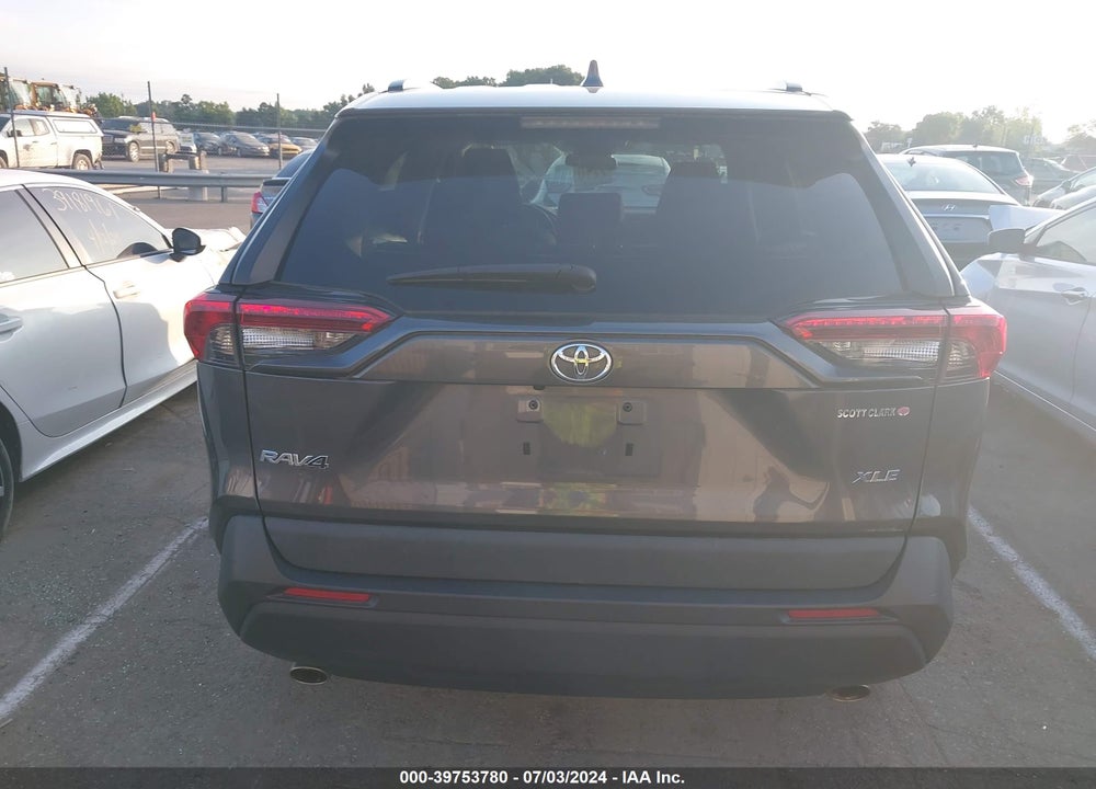 2020 TOYOTA RAV4 XLE VIN: 2T3W1RFV4LW091840