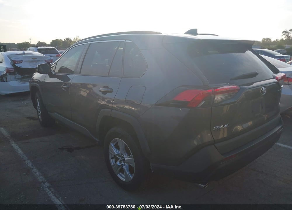 2020 TOYOTA RAV4 XLE VIN: 2T3W1RFV4LW091840