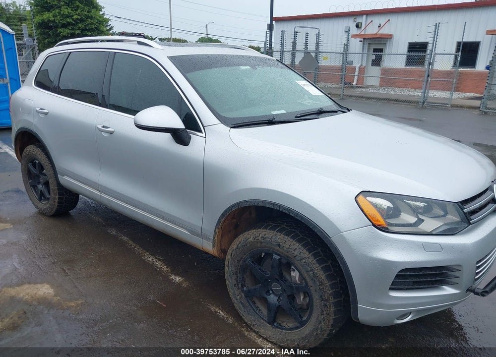 2012 VOLKSWAGEN TOUAREG TDI LUX VIN: WVGFK9BP5CD001222