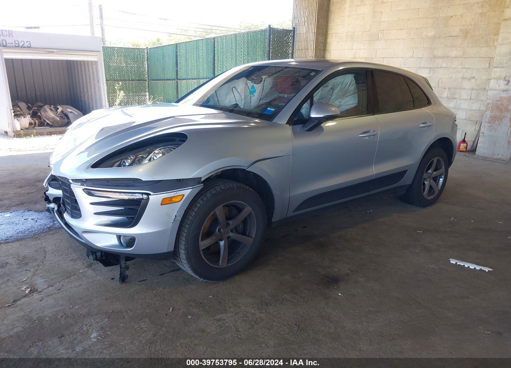 2017 PORSCHE MACAN VIN: WP1AA2A53HLB83331