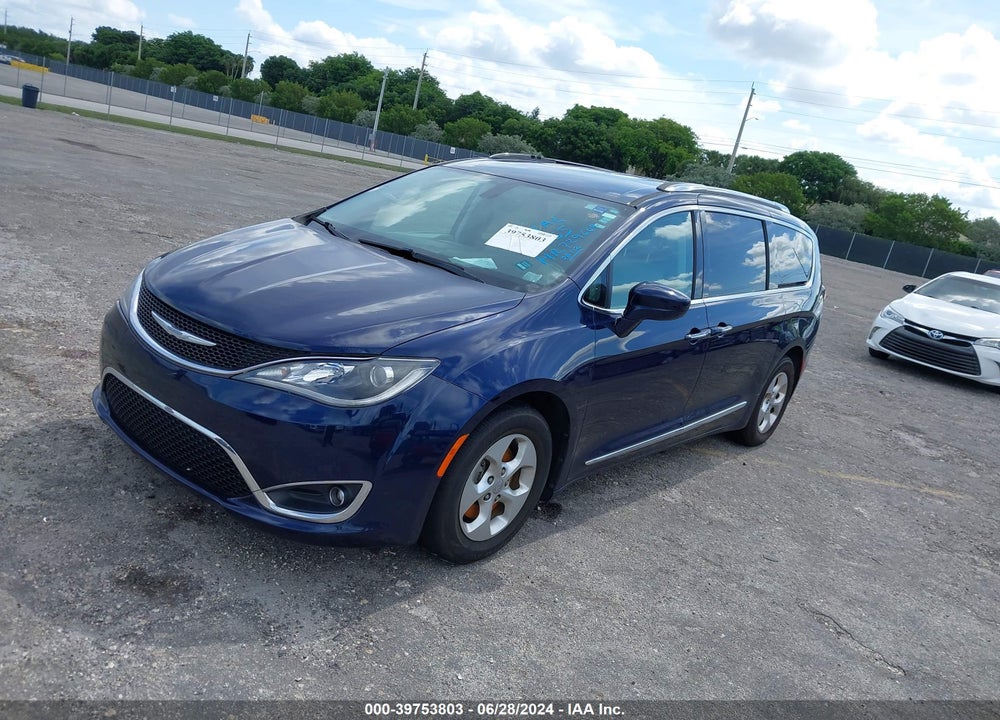 2017 CHRYSLER PACIFICA TOURING L PLUS VIN: 2C4RC1EG5HR729669