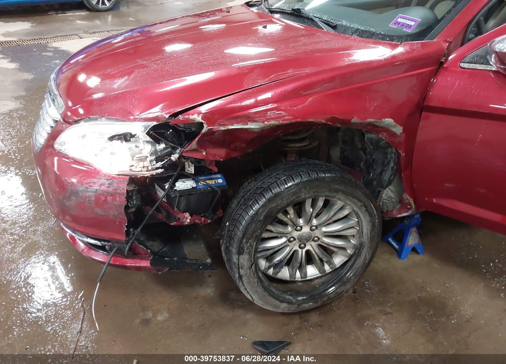 2012 CHRYSLER 200 LIMITED VIN: 1C3CCBCGXCN304747