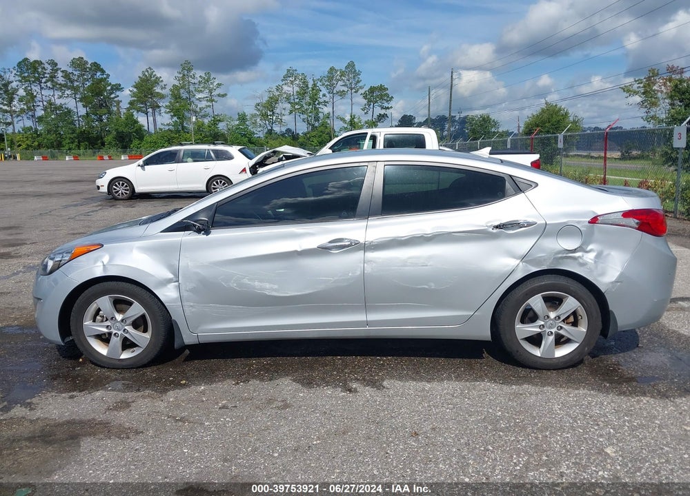 2013 HYUNDAI ELANTRA GLS VIN: 5NPDH4AE6DH174966