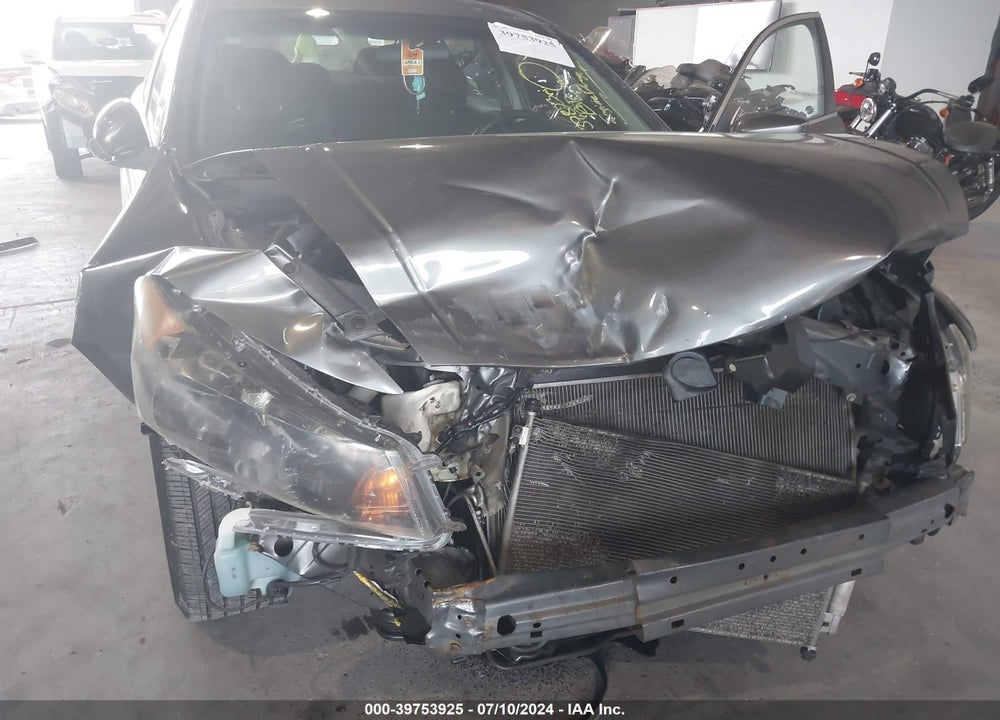 2010 HONDA ACCORD 2.4 LX VIN: 1HGCP2F36AA068015