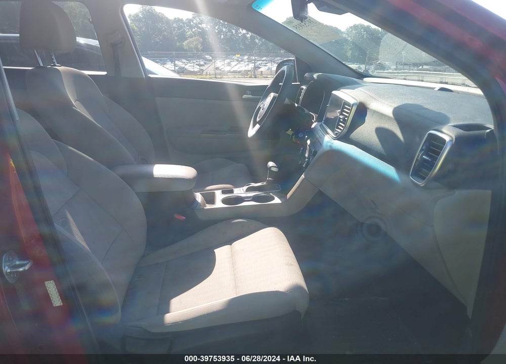 2022 KIA SPORTAGE LX VIN: KNDPM3AC8N7948528
