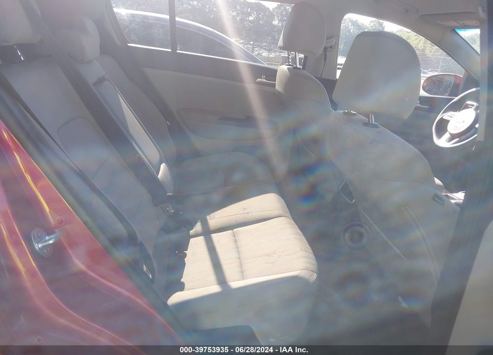 2022 KIA SPORTAGE LX VIN: KNDPM3AC8N7948528