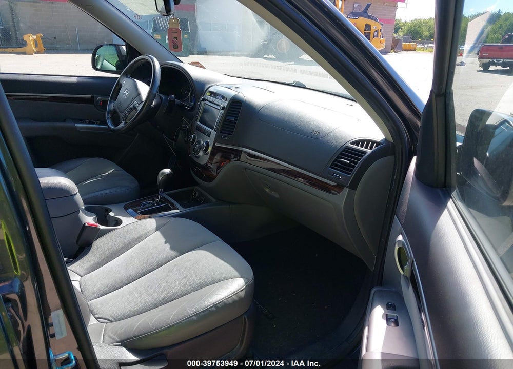 2012 HYUNDAI SANTA FE SE VIN: 5XYZHDAG1CG103543