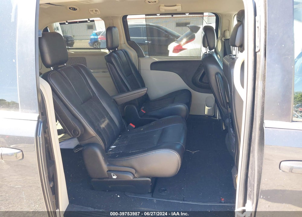 2011 CHRYSLER TOWN & COUNTRY TOURING-L VIN: 2A4RR8DG8BR799645