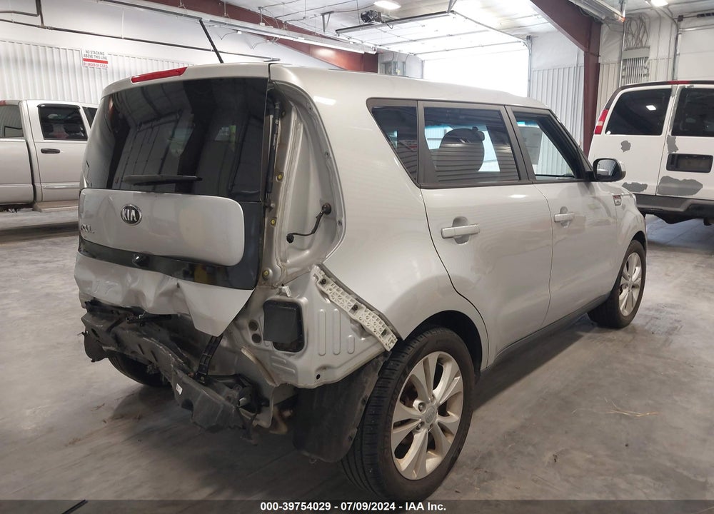 2016 KIA SOUL VIN: KNDJP3A51G7852015