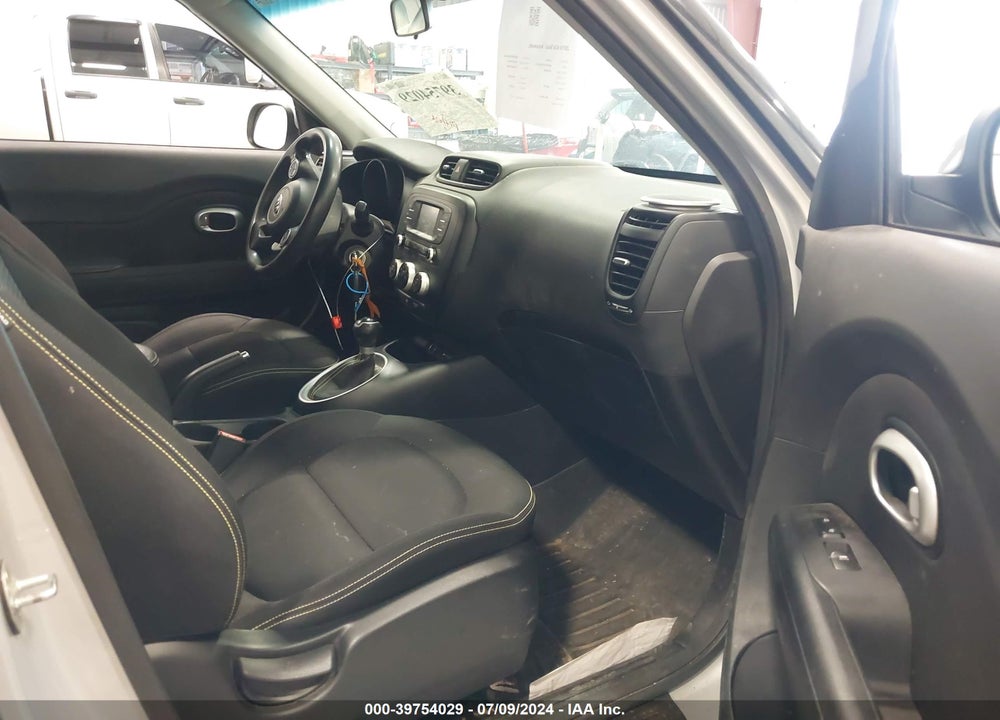 2016 KIA SOUL VIN: KNDJP3A51G7852015
