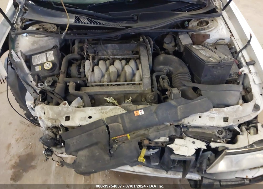 2002 LINCOLN CONTINENTAL VIN: 1LNHM97V82Y600407