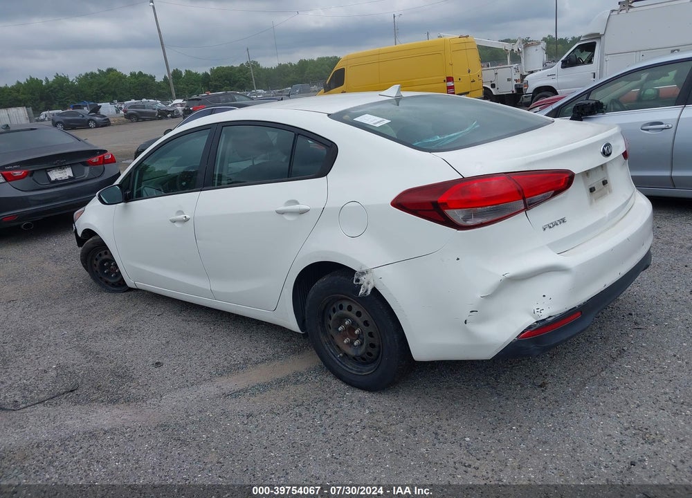 2017 KIA FORTE LX VIN: 3KPFK4A70HE056286