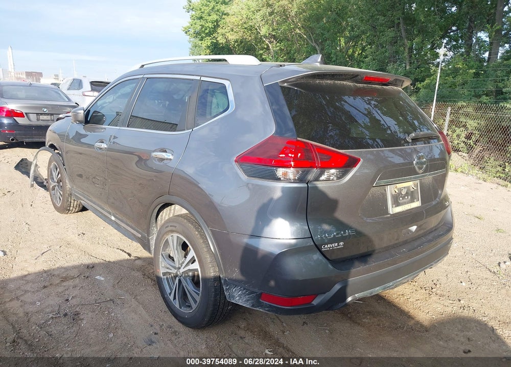 2018 NISSAN ROGUE SL VIN: 5N1AT2MT3JC736695