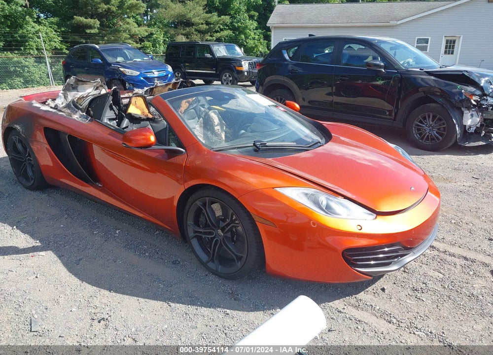 2014 MCLAREN MP4-12C VIN: SBM11BAA1EW003425