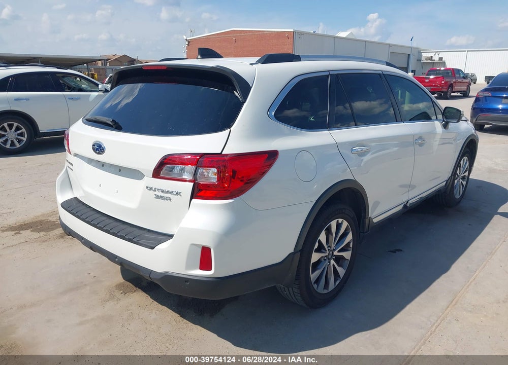 2017 SUBARU OUTBACK 3.6R TOURING VIN: 4S4BSETC9H3424966