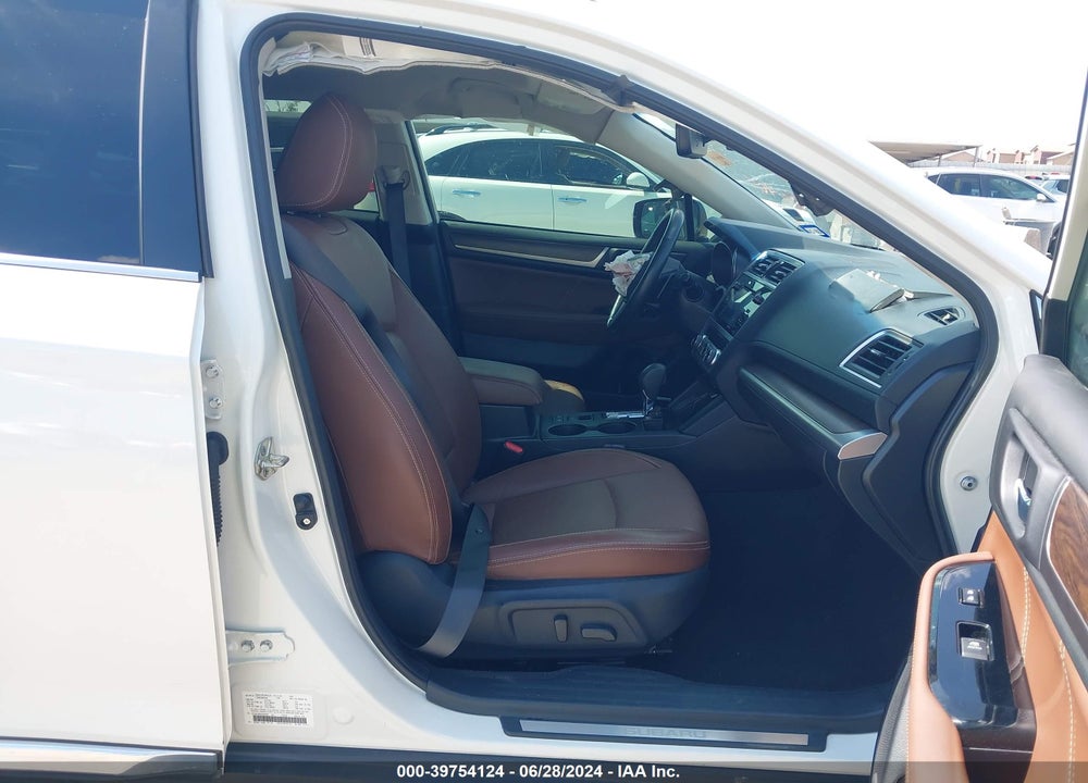 2017 SUBARU OUTBACK 3.6R TOURING VIN: 4S4BSETC9H3424966