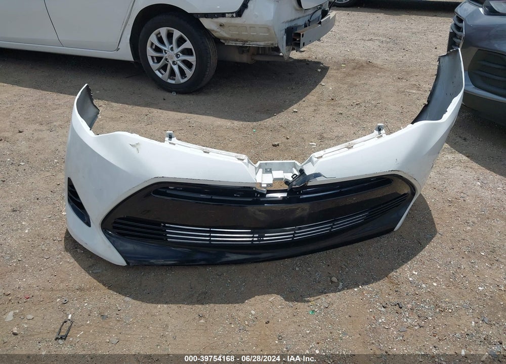 2017 TOYOTA COROLLA LE VIN: 5YFBURHE7HP693720