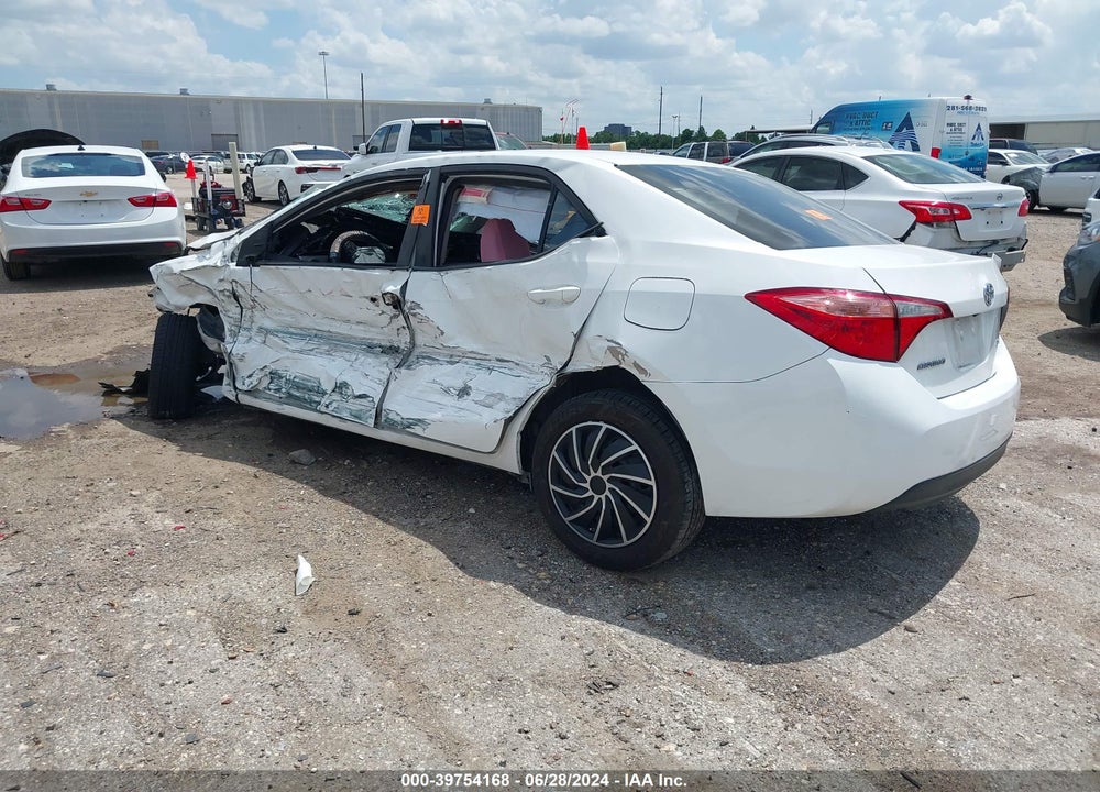2017 TOYOTA COROLLA LE VIN: 5YFBURHE7HP693720