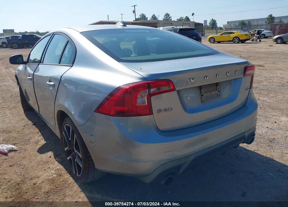 2017 VOLVO S60 T5 DYNAMIC VIN: YV126MFL3H2421821