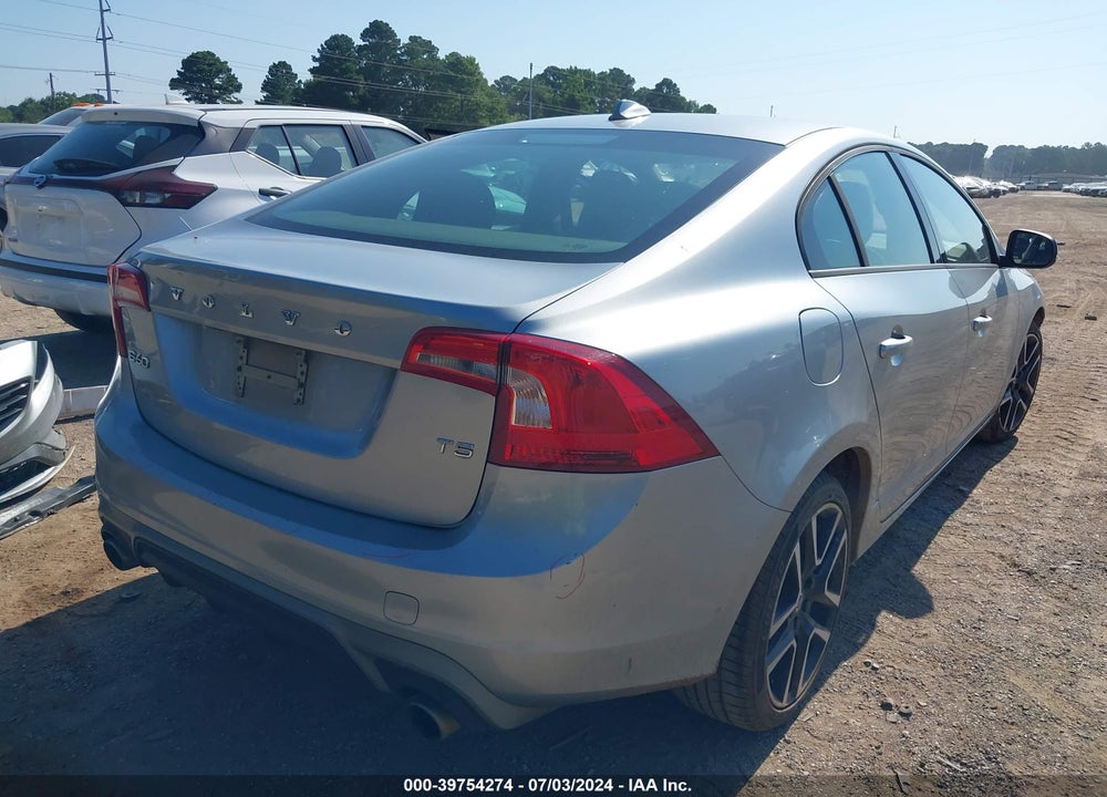 2017 VOLVO S60 T5 DYNAMIC VIN: YV126MFL3H2421821