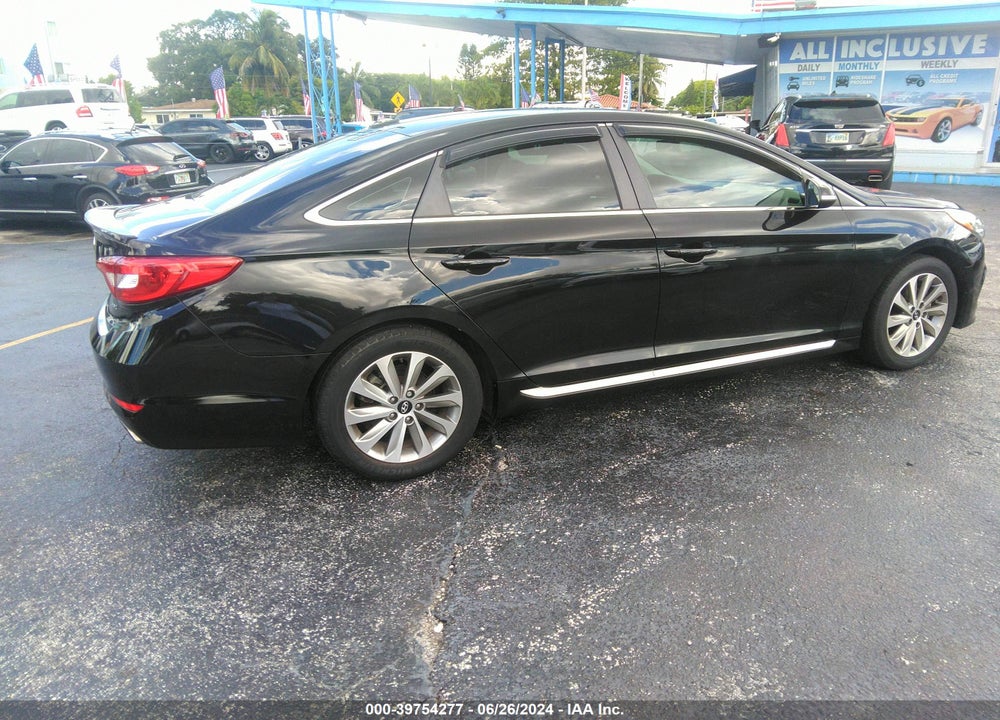 2017 HYUNDAI SONATA VIN: 5NPE34AF3HH572685