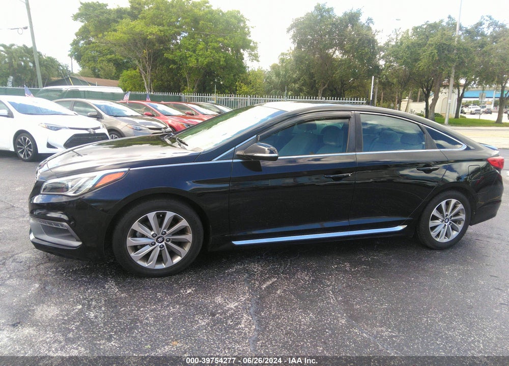2017 HYUNDAI SONATA VIN: 5NPE34AF3HH572685
