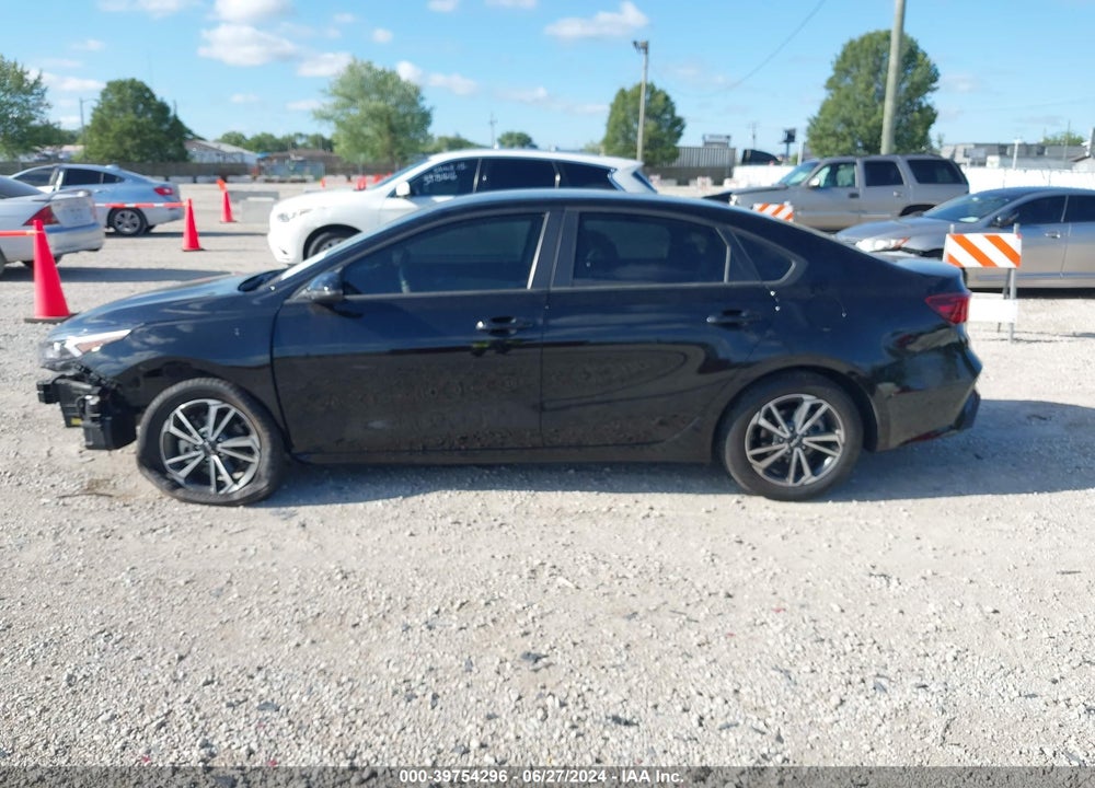 2023 KIA FORTE LXS VIN: 3KPF24ADXPE589427