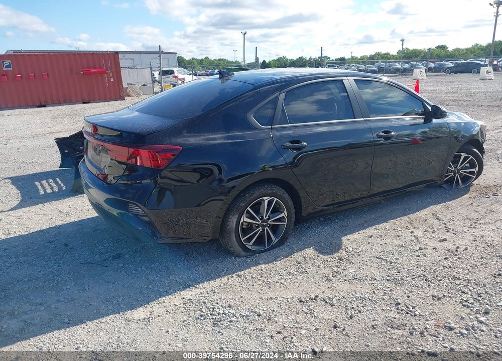 2023 KIA FORTE LXS VIN: 3KPF24ADXPE589427