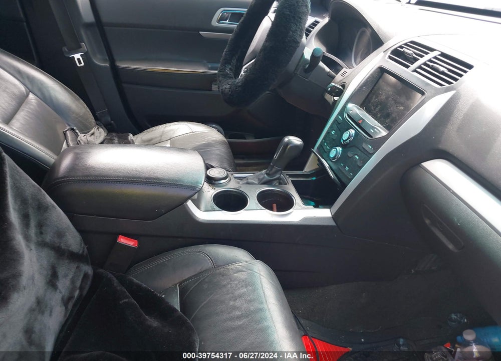 2014 FORD EXPLORER XLT VIN: 1FM5K8D83EGA12118
